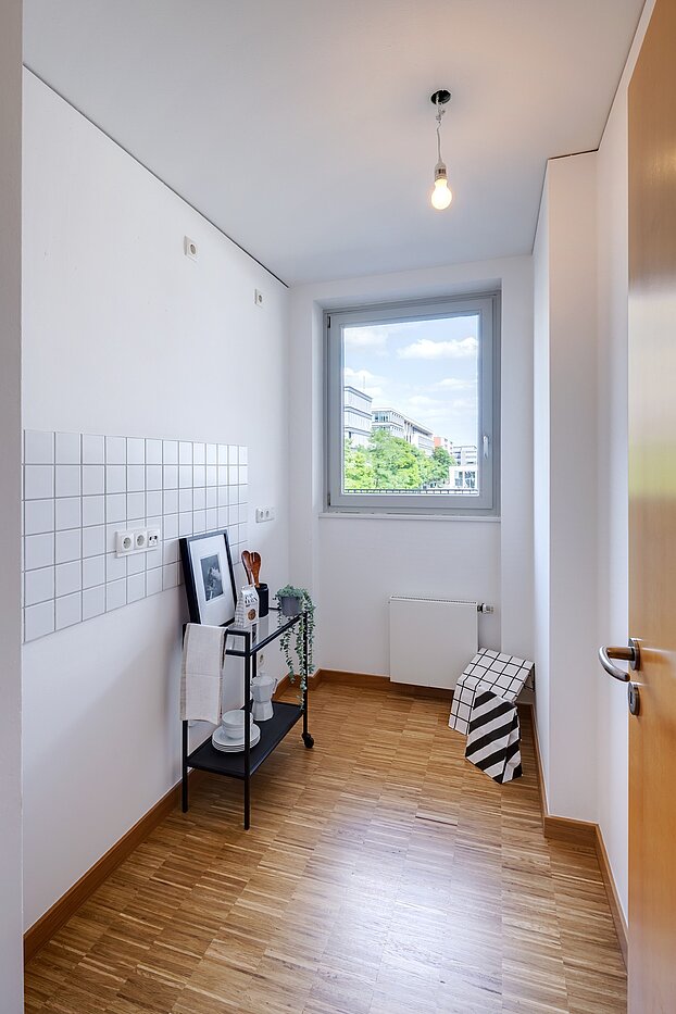 Appartamento a 2 camere | München-Schwanthalerhöhe | 2206ML11 | Blick in die Küche...