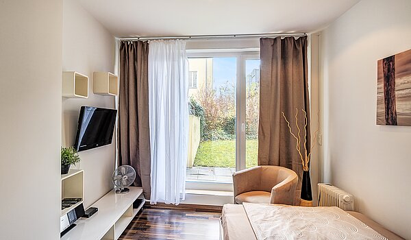 Appartamento al piano terra a 4 camere | München-Neuhausen | 70471 | Apartment 1 Wohn- und...