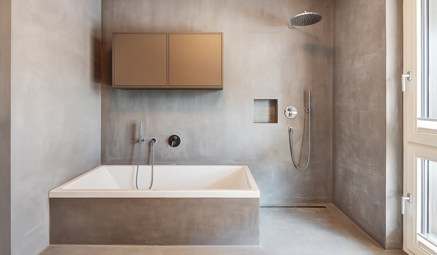 Appartamento al piano terra a 3 camere | 70309 | ...Badewanne und...