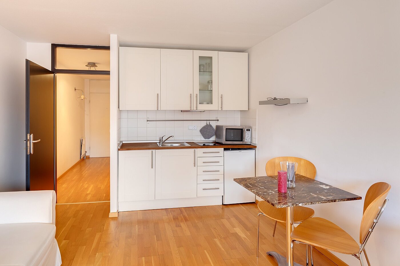 Appartamento a 1 camera | München-Isarvorstadt | 2110ML3 | Küchen-/ Essbereich