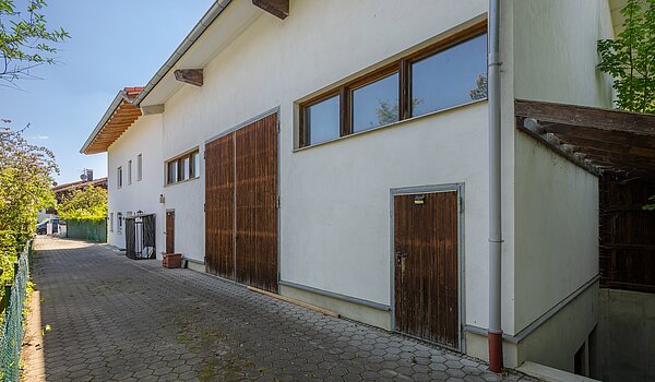 Proprietà speciale a 8 camere | 70406 | Eingang Halle und Keller-Halle