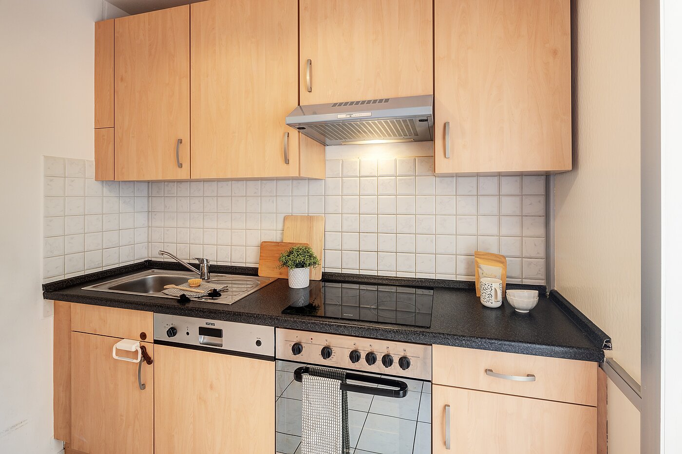 Appartamento a 3 camere | München-Bogenhausen | 70261 | ...mit allen Küchengeräten