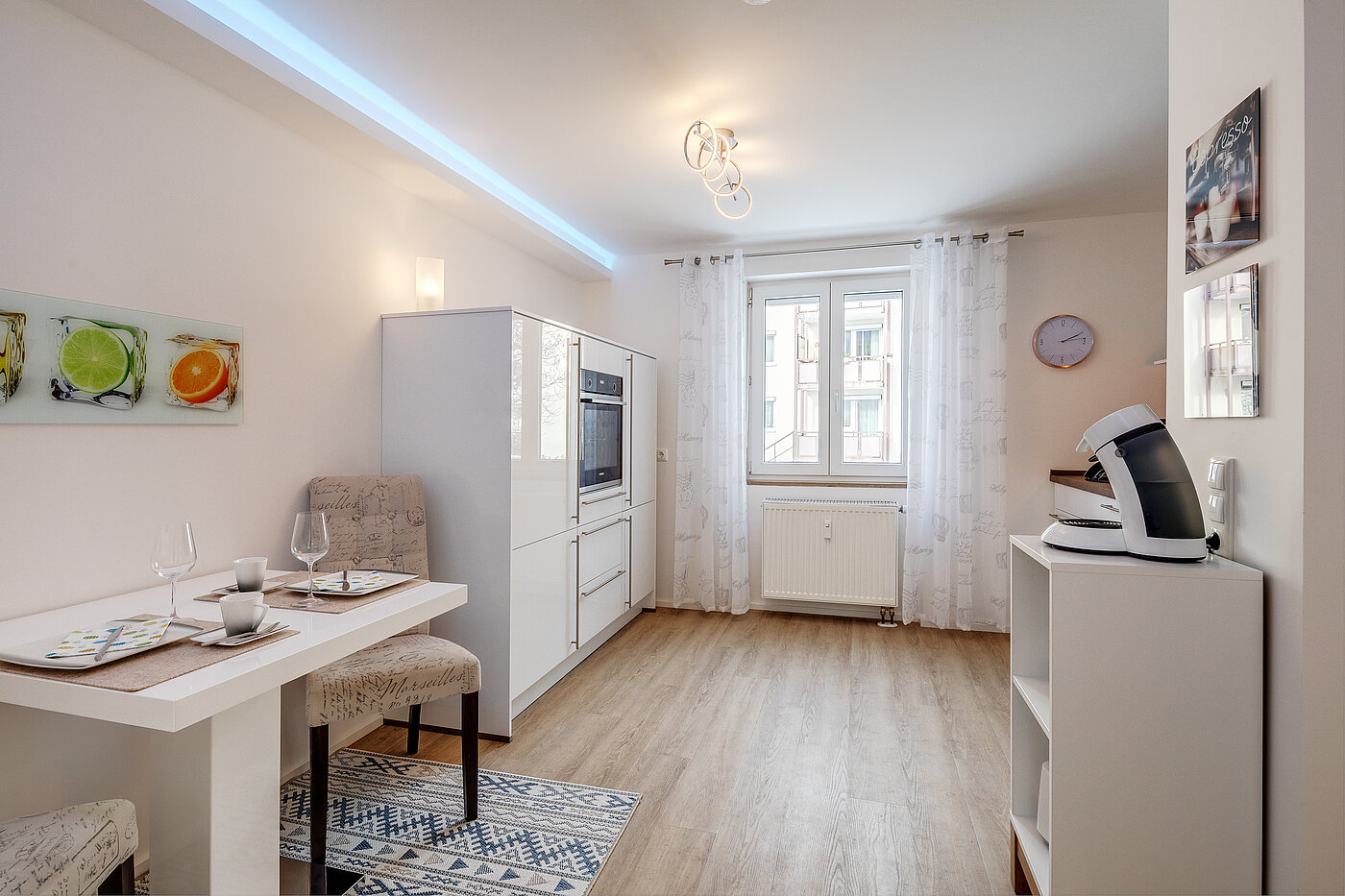 Appartamento a 2 camere | München-Allach | 70412 | Küche mit Essplatz...