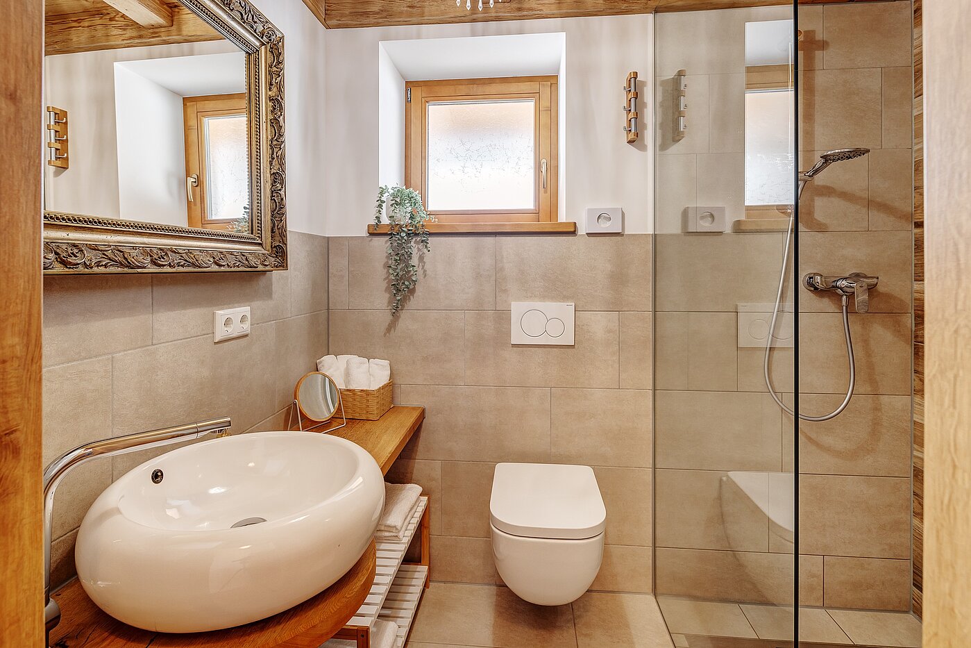 Appartamento a 6 camere | 70095 | ....und Bad en Suite