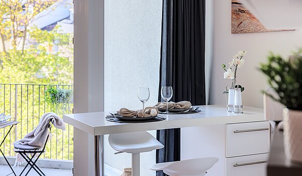 Apartment a 1.5 camere | München-Bogenhausen | 70378 | ...und Essbereich