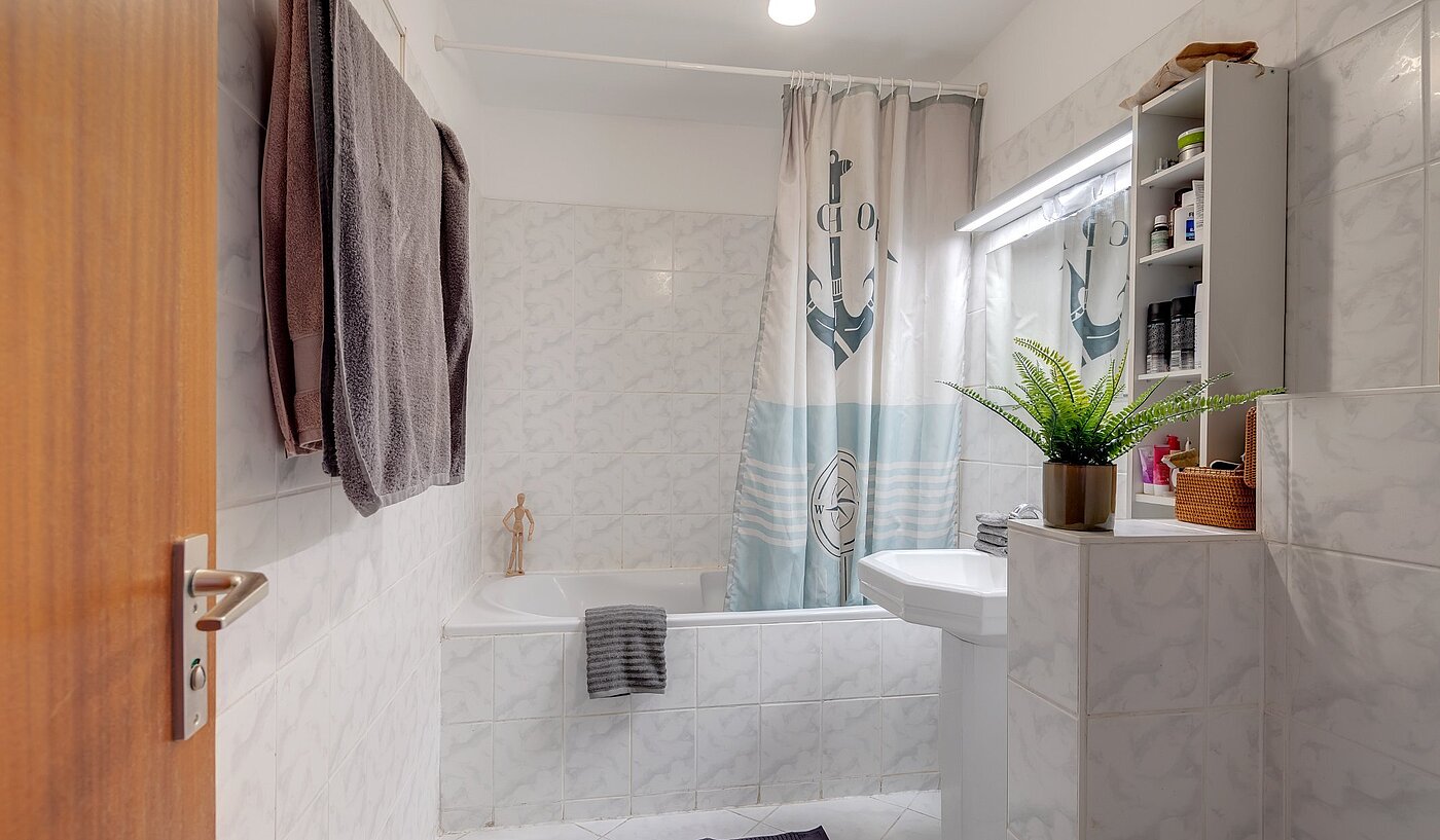 Appartamento a 2 camere | München-Neuhausen | 2003ML5 | Ansprechendes Bad