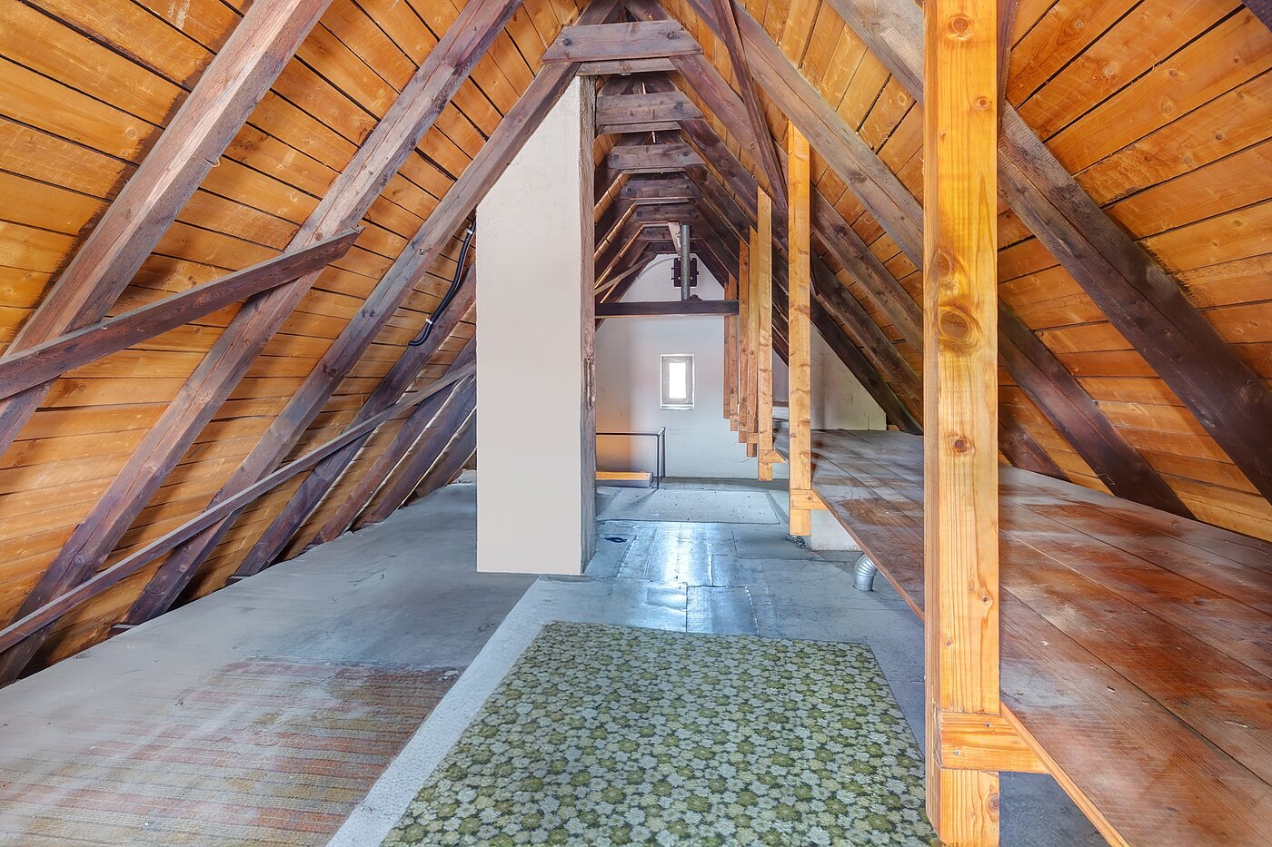 Casa indipendente a 8 camere | 70229 | ... im Speicher