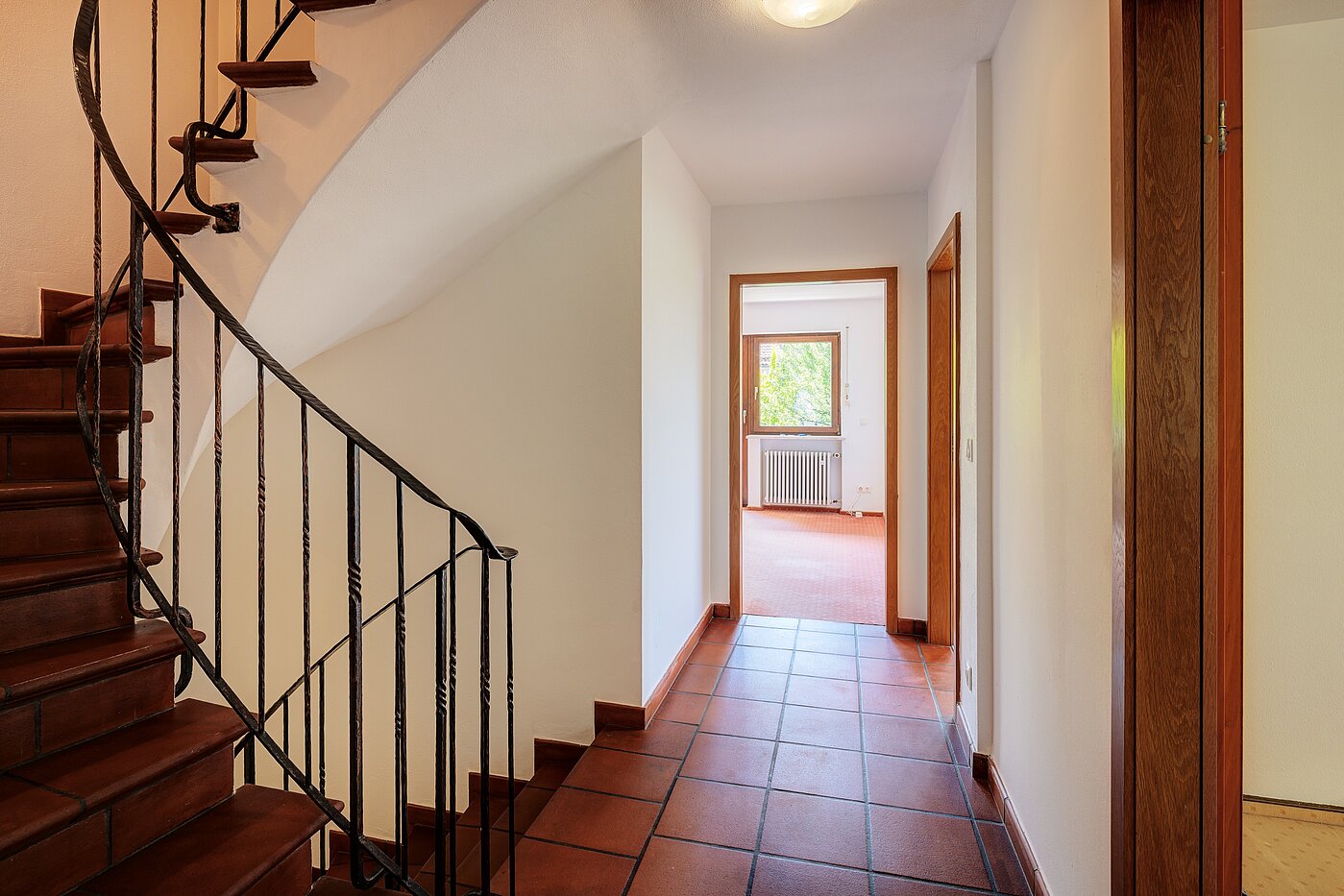 Casa a schiera d'angolo a 5 camere | Penzberg | 701121 | Treppenaufgang zum DG