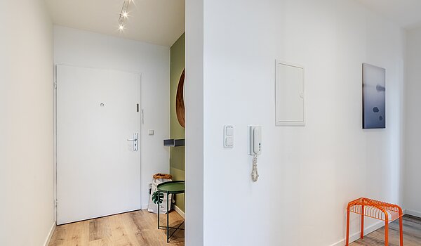 Appartamento al piano terra a 2 camere | München-Moosach | 70462 | Flur