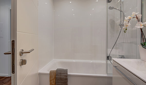 Appartamento a 2 camere | München-Schwabing | 70434 | ...mit Badewanne