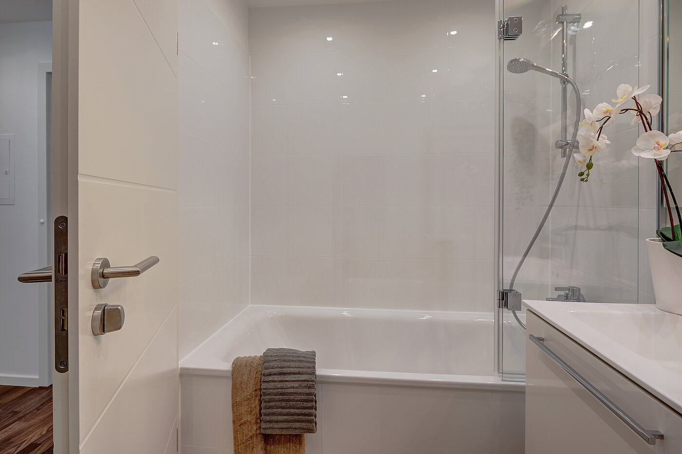 Appartamento a 2 camere | München-Schwabing | 70434 | ...mit Badewanne