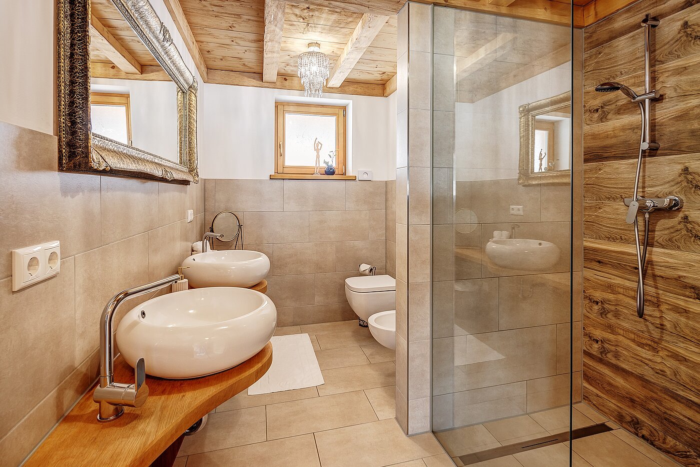 Appartamento a 6 camere | 70095 | ...und Masterbad
