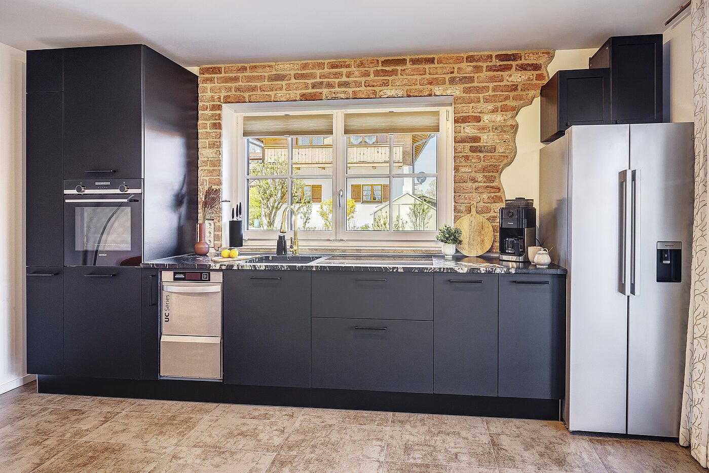 Appartamento al piano terra a 2 camere | Bad Wiessee | 700942 | ...großzügiger Einbauküche...