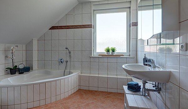 Appartamento a 5 camere | München-Aubing | 1804ML3 | Eckbadewanne