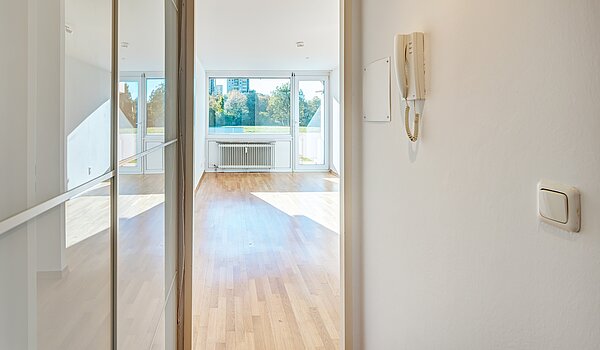 Apartment a 2 camere | München-Feldmoching | 70466 | Flur vom Eingang kommend