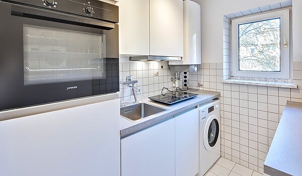 Appartamento a 3 camere | München-Bogenhausen | 70310 | Küche mit Fenster