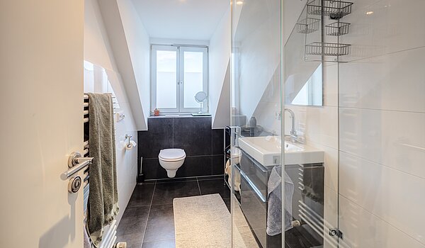 Appartamento a 5 camere | München-Neuhausen | 70140 | Separates Duschbad