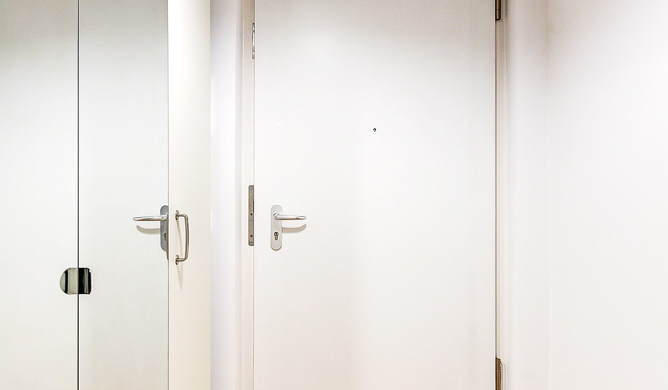 Appartamento a 2.5 camere | 70020 | Flur Blickrichtung Eingang