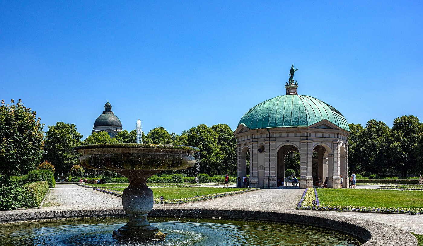 Piano rialzato a 2 camere | München-Lehel | 2012ML1 | Hofgarten und...