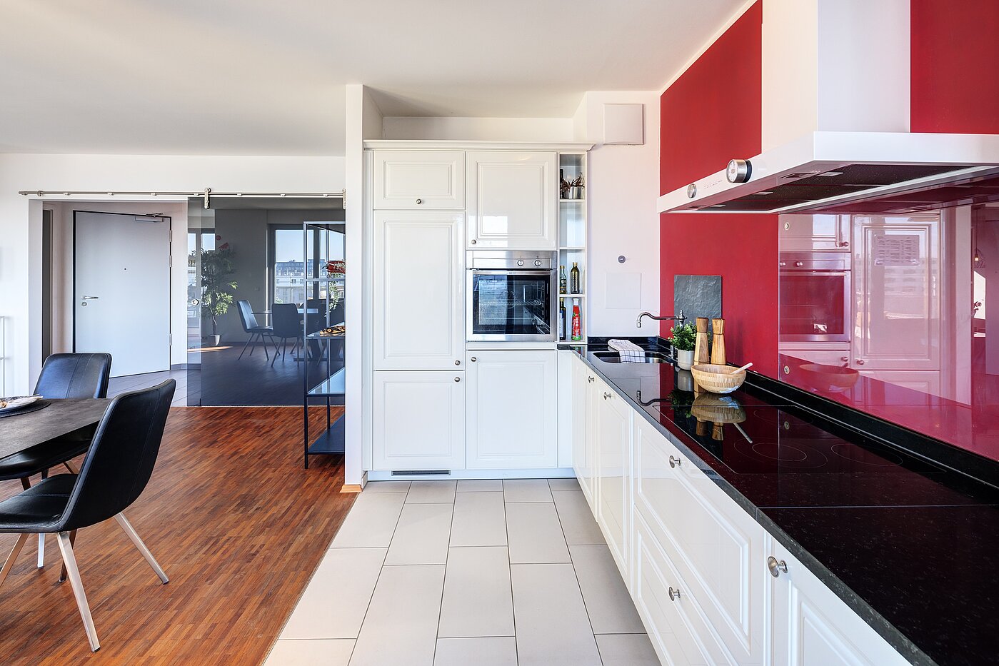 Appartamento mansardato a 3 camere | München-Riem | 701701 | ...modernen Einbauten und...