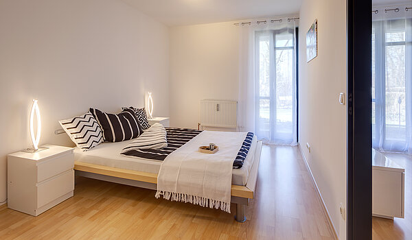 Appartamento al piano terra a 2 camere | München-Feldmoching | 70424 | Schlafzimmer mit...