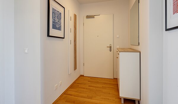 Appartamento a 2 camere | München-Ramersdorf | 70472 | Diele mit Stauraum