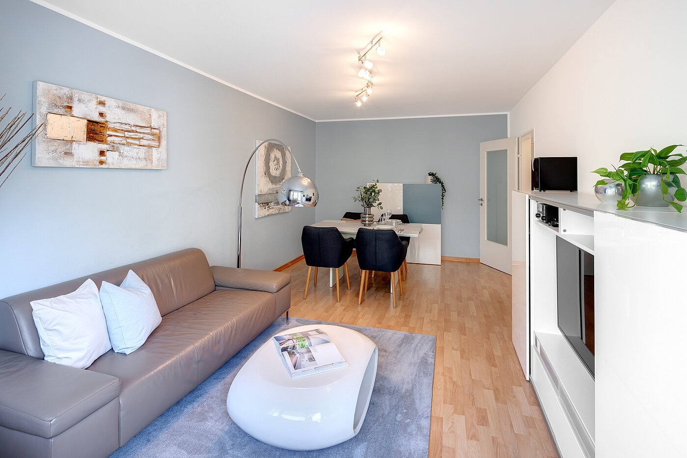 Appartamento a 2 camere | München-Schwabing | 70013 | ...und Platz zum Essen