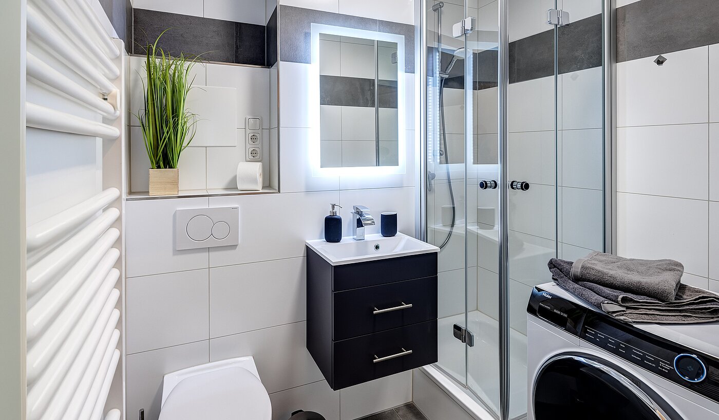 Apartment a 1 camera | München-Milbertshofen | 70183 | Badezimmer mit Waschtrockner