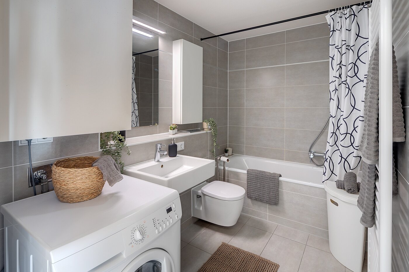 Appartamento a 2 camere | München-Schwabing | 70278 | Geräumiges Badezimmer