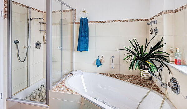 Appartamento a 3.5 camere | Bad Aibling | 70442 | ...mit Wanne und Dusche...