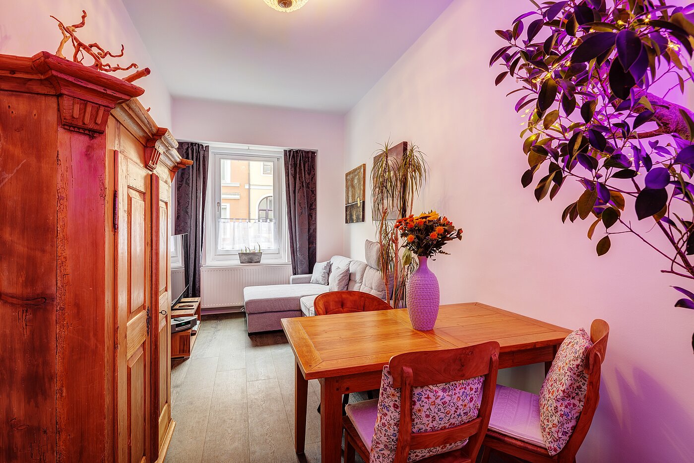 Appartamento al piano terra a 2 camere | München-Sendling | 703811 | Essecke