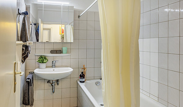 Appartamento a 3 camere | München-Trudering | 70443 | Badezimmer