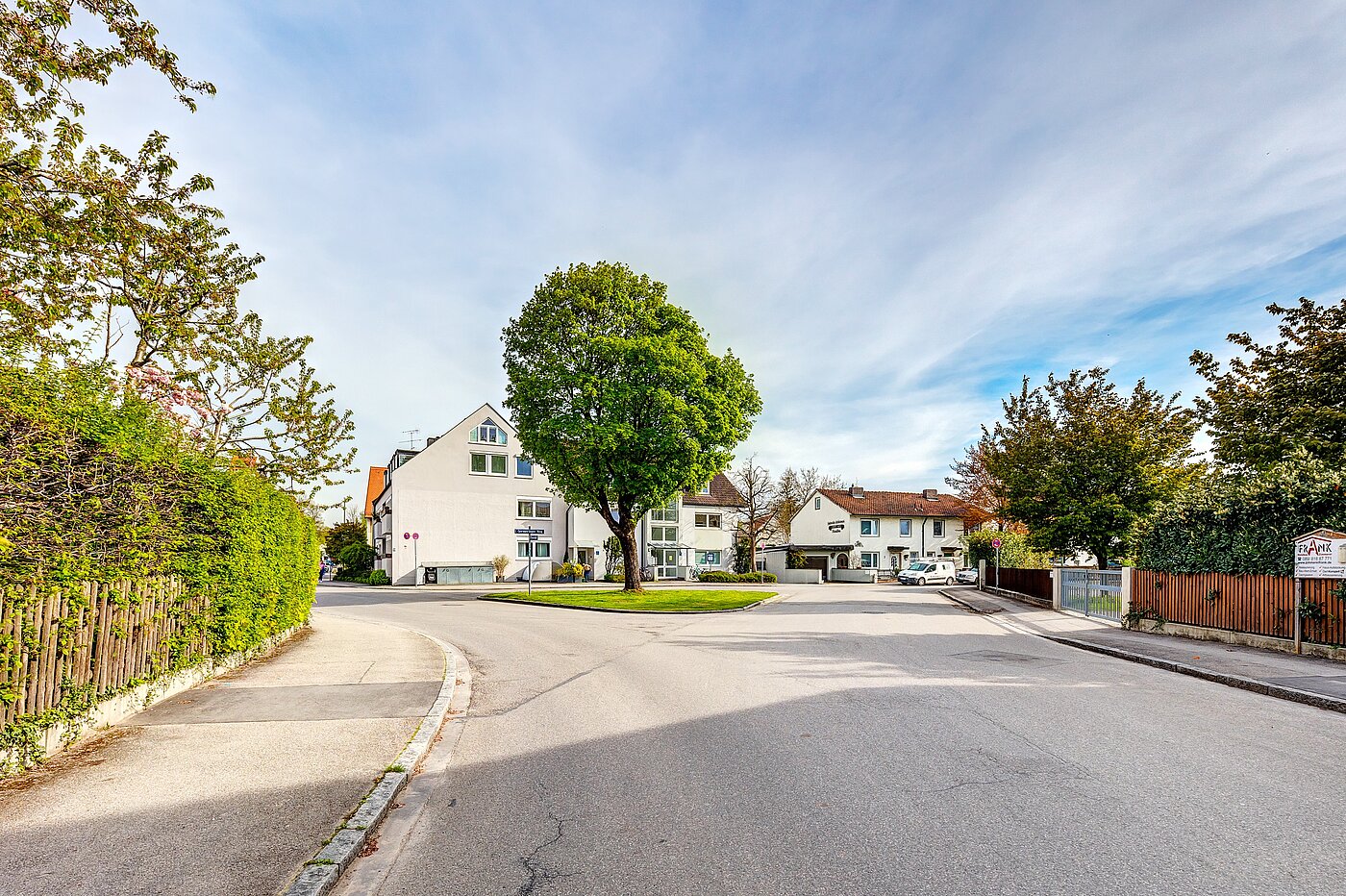 Appartamento al piano terra a 1.5 camere | München-Aubing | 70000 | Ruhige Anliegerstraße