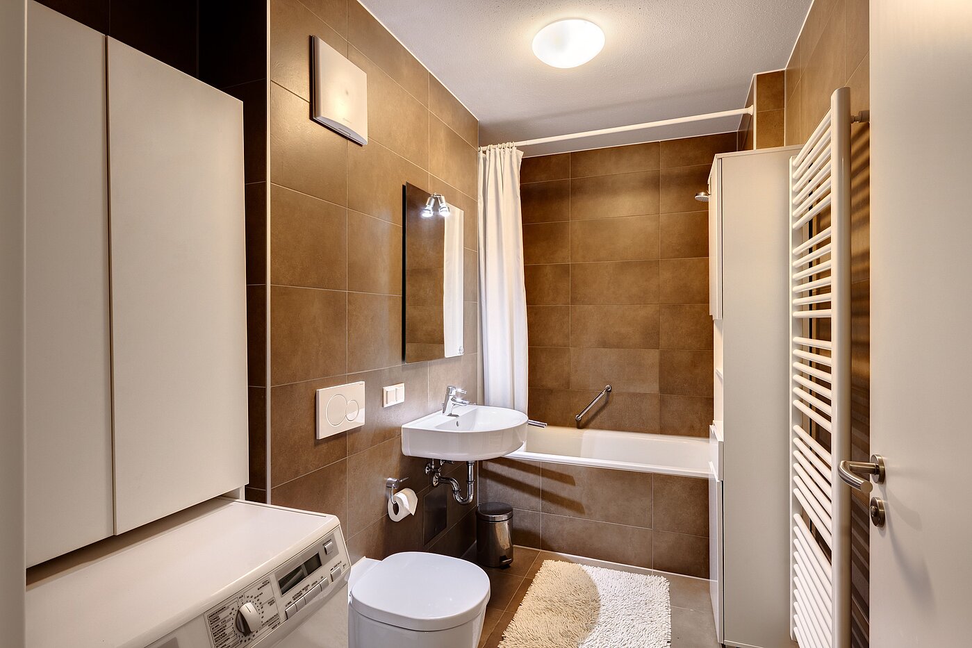 Appartamento al piano terra a 1.5 camere | München-Sendling | 702632 | Bad mit Wanne...