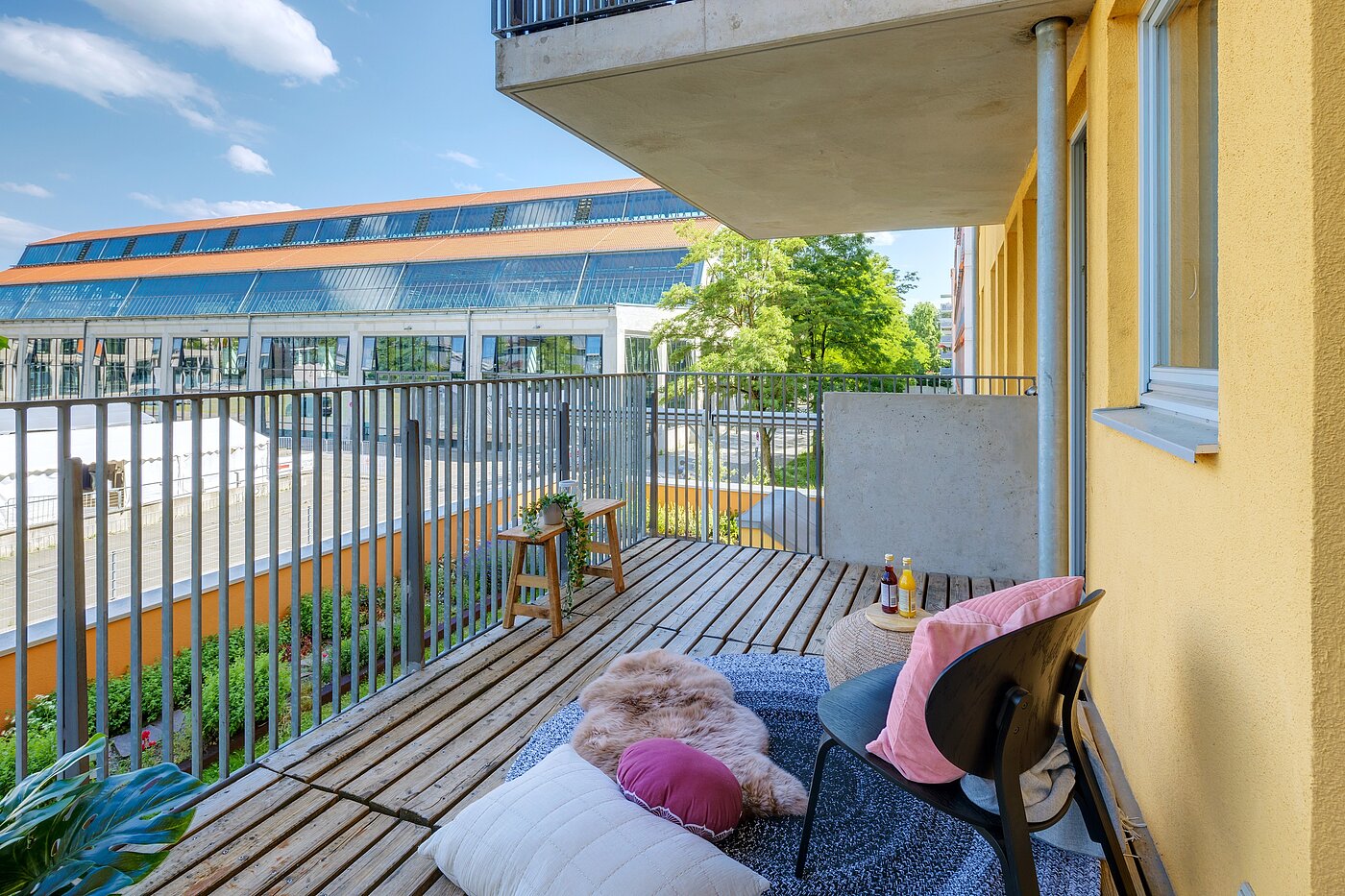 Appartamento a 2 camere | München-Schwanthalerhöhe | 2206ML11 | Der herrlich große Ostbalkon...