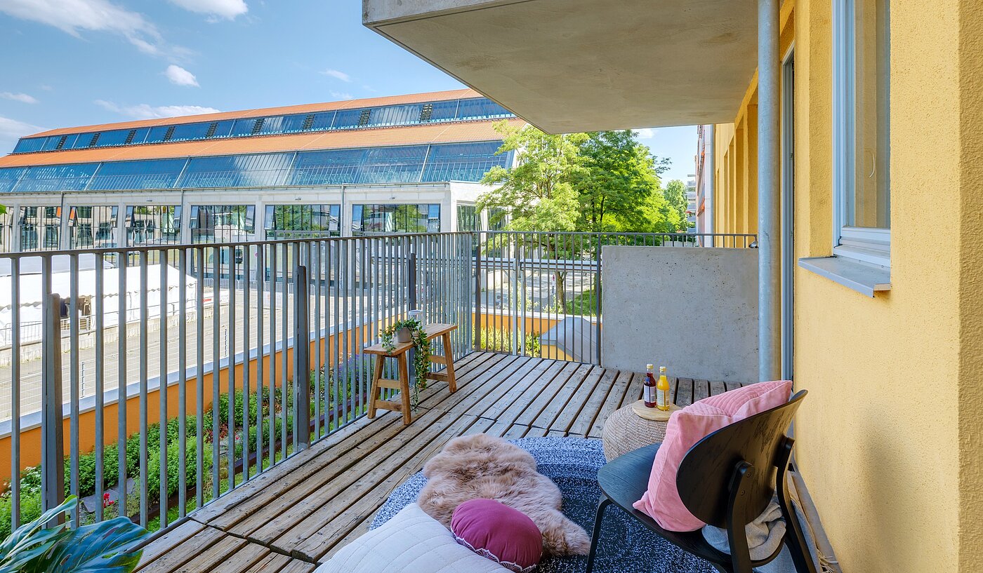 Appartamento a 2 camere | München-Schwanthalerhöhe | 2206ML11 | Der herrlich große Ostbalkon...