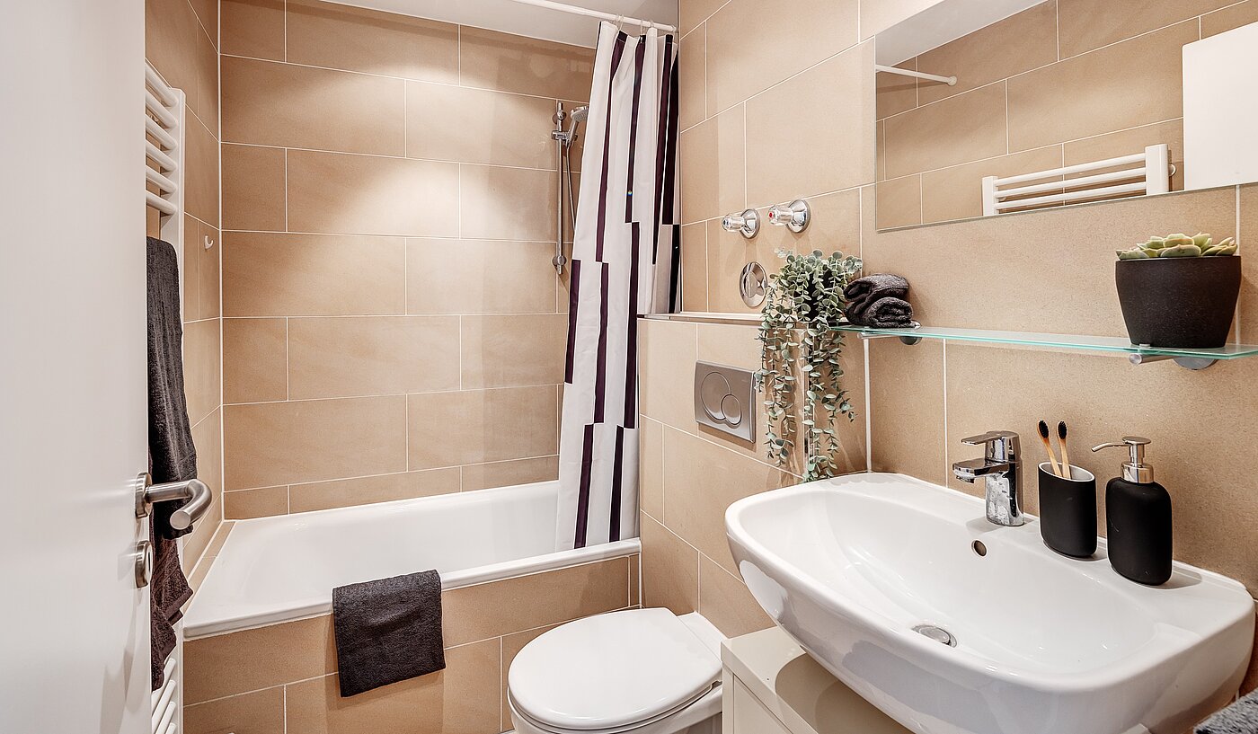 Appartamento a 1 camera | München-Milbertshofen | 2112ML4 | Geschmackvolles Bad