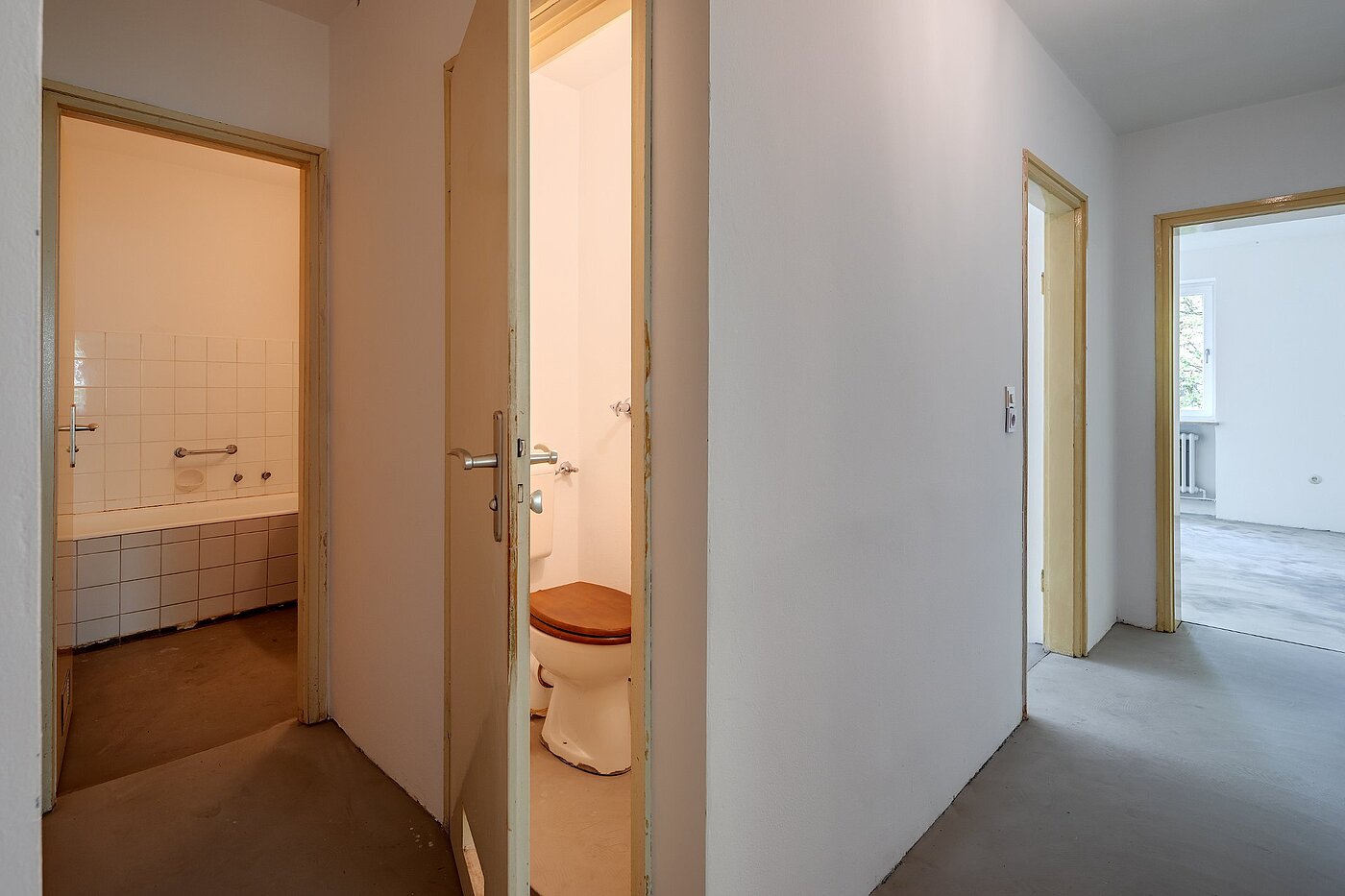 Appartamento a 4 camere | München-Aubing | 1904ML4 | Bad und Gäste-WC