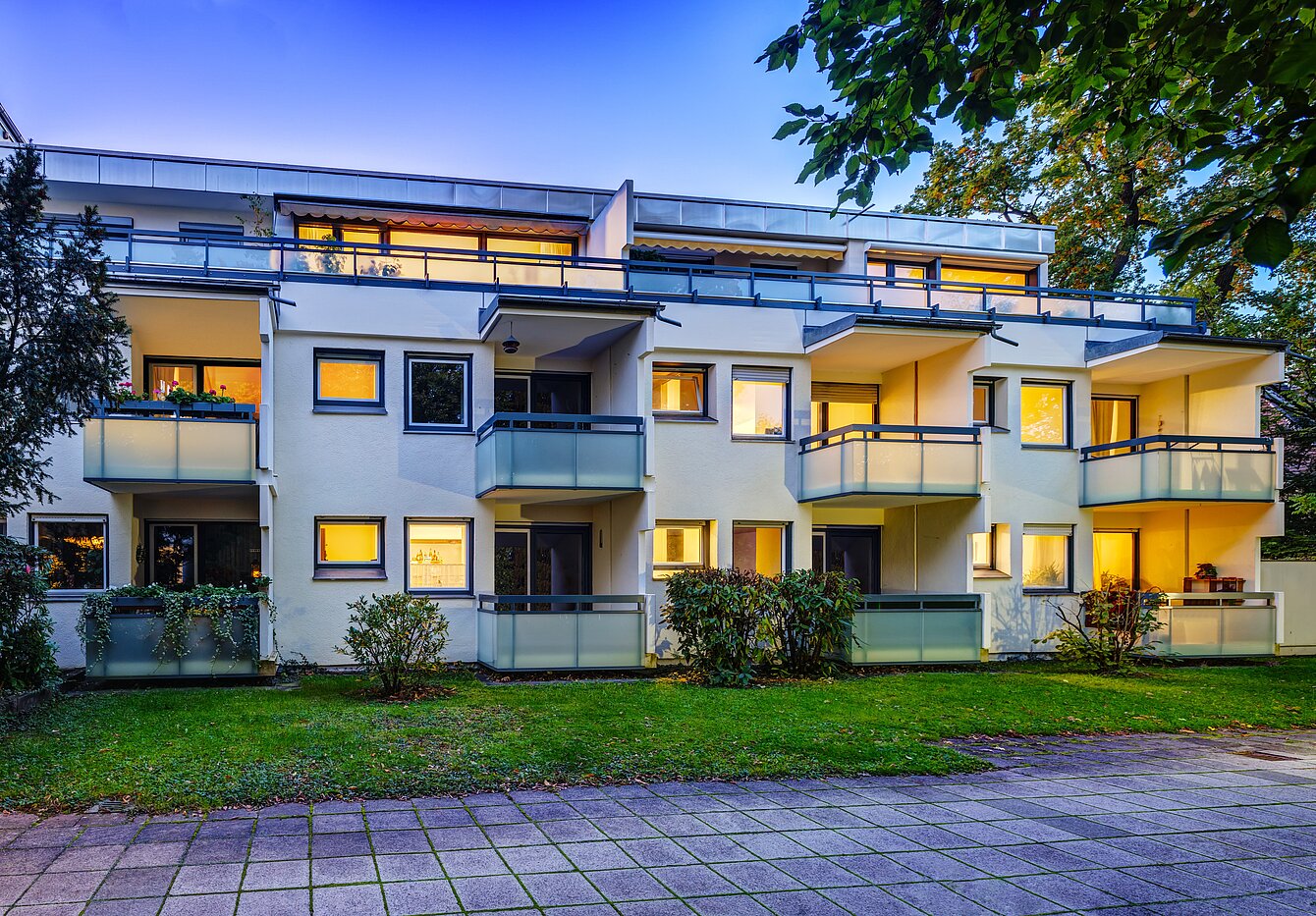 Appartamento a 1.5 camere | München-Sendling-Westpark | 2207ML4 | Blaue_Stunde