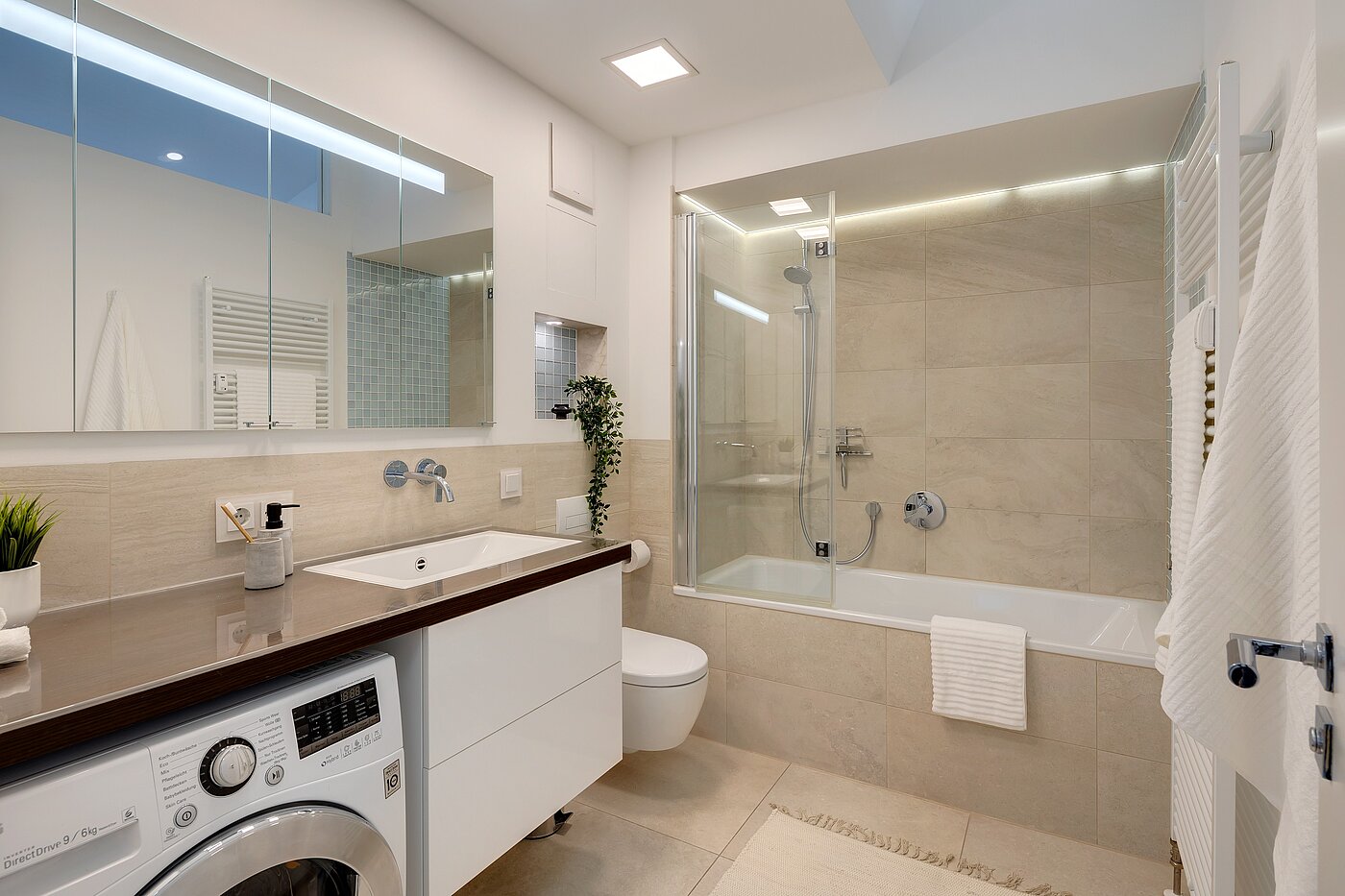 Appartamento a 2 camere | München-Schwabing | 2208ML2 | Großes Bad