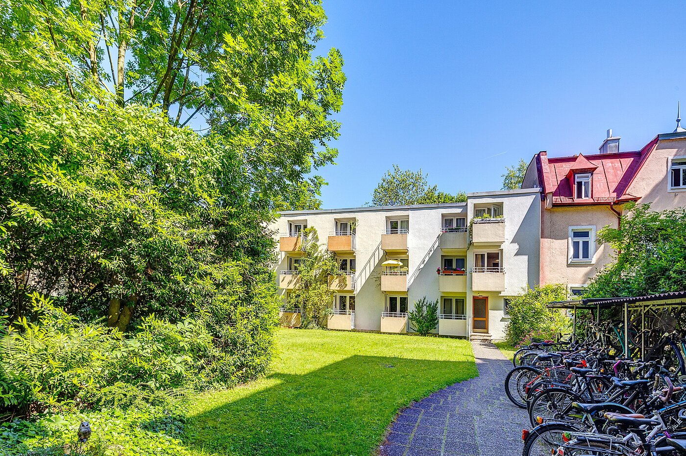 Appartamento a 1 camera | München-Schwabing | 2210ML3 | ...im grünen Innenhof