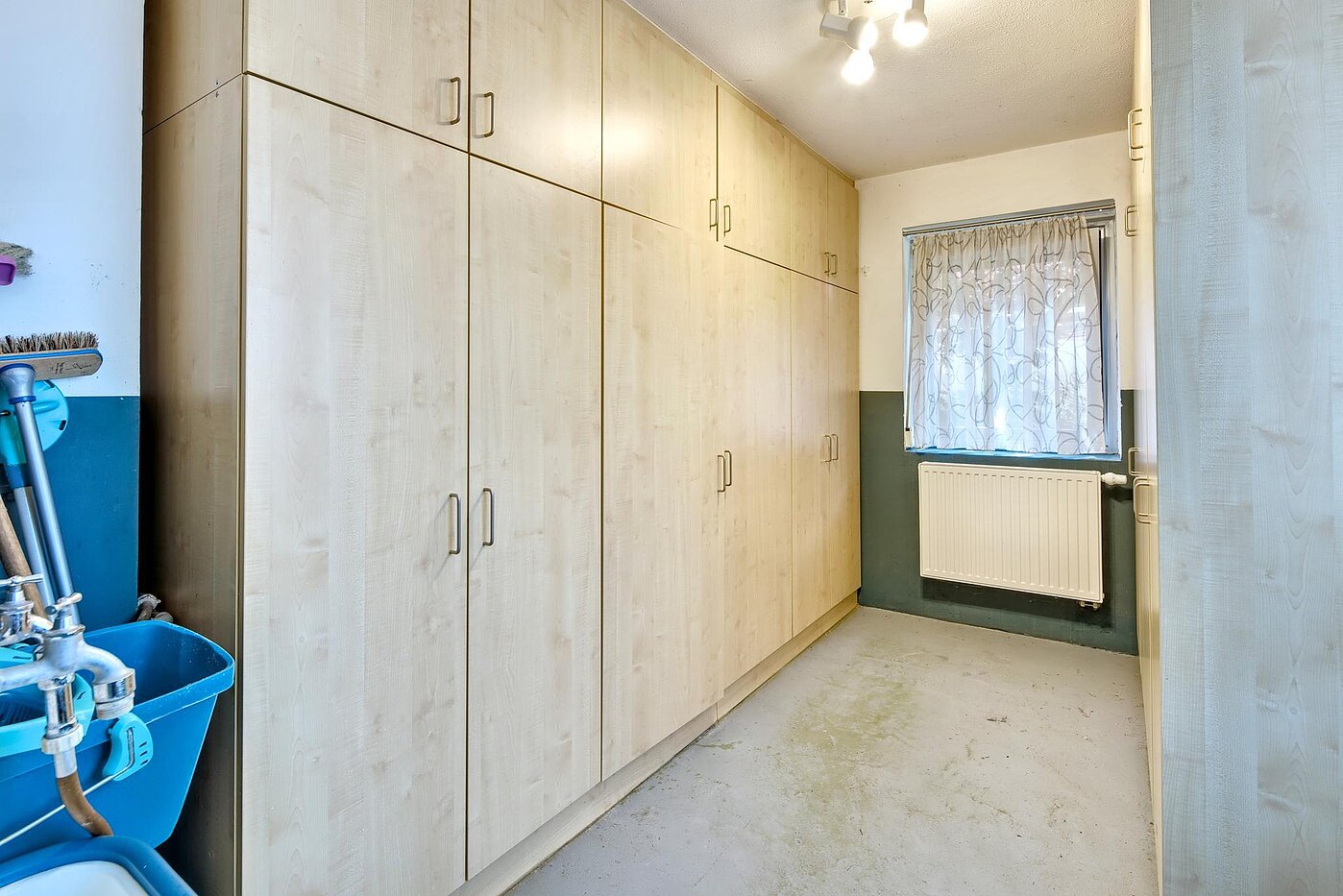 Casa indipendente a 8 camere | 70229 | ...und Hauswirtschaftsraum