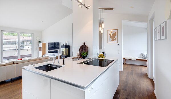 Penthouse a 3.5 camere | München-Oberföhring | 70237 | ... mit Kochinsel und ...