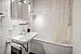 ... mit Badewanne...
