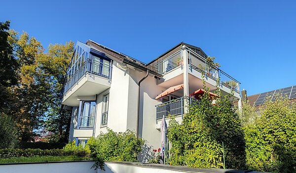 Appartamento mansardato a 3 camere | 70501 | Blick von unten...