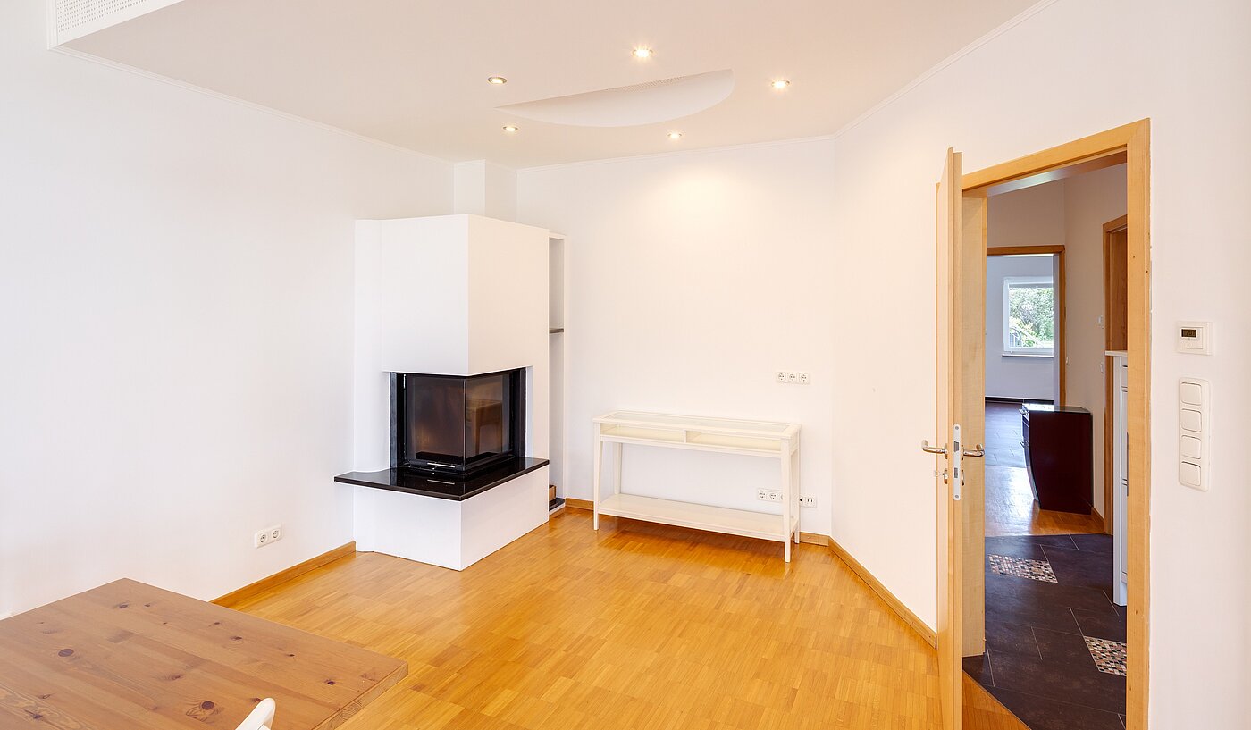 Casa bifamiliare a 6.5 camere | Unterschleißheim | 70122 | ...und Kamin...