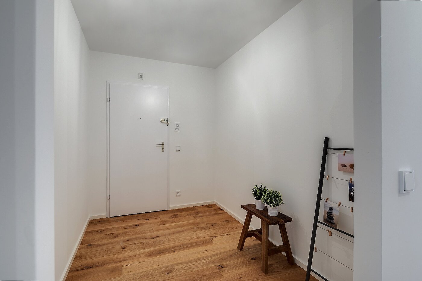 Appartamento a 3 camere | München-Neuhausen | 1803D7 | Dielenbereich