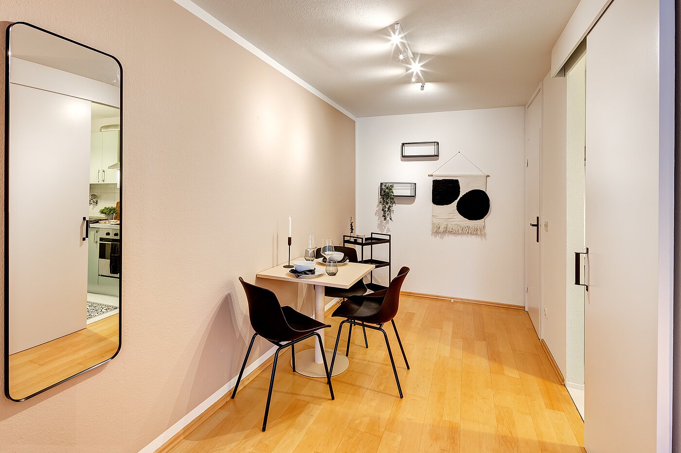 Appartamento a 1 camera | München-Maxvorstadt | 70132 | Ansprechende Essecke