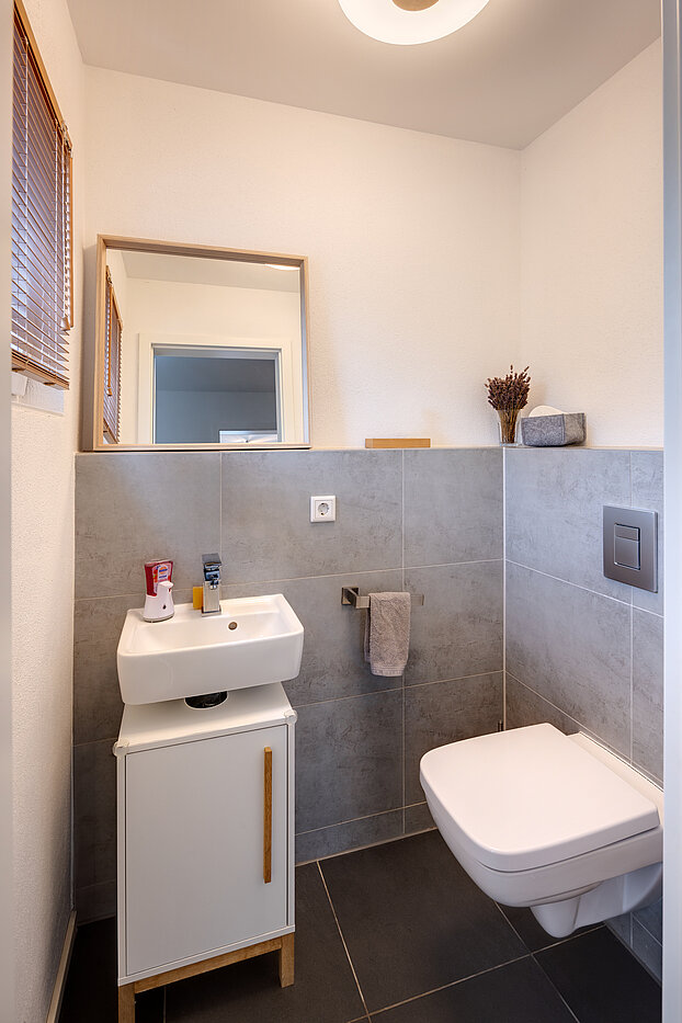 Casa bifamiliare a 5 camere | München-Aubing | 70162 | Gästetoilette