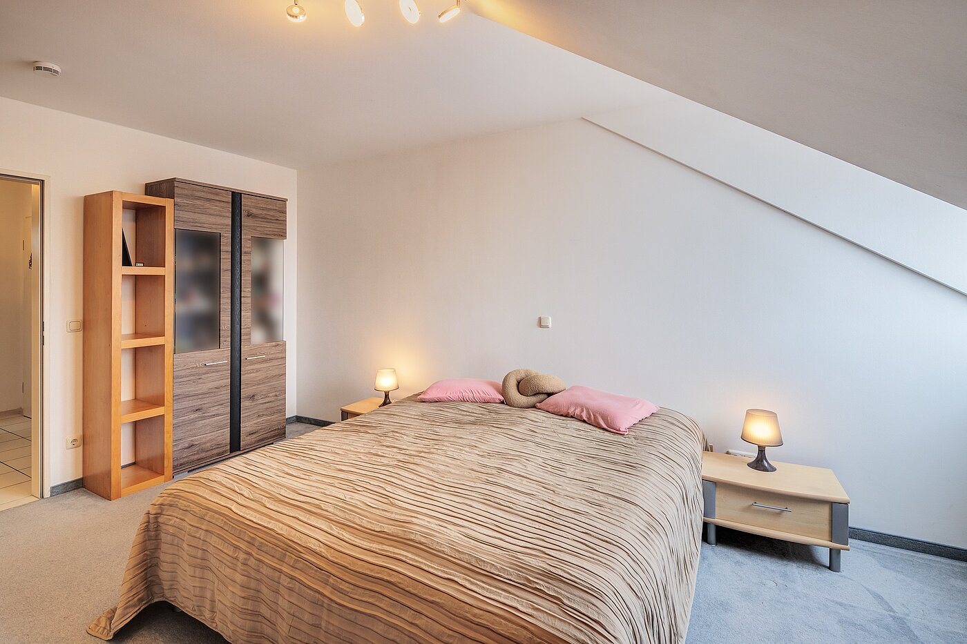 Appartamento a 2 camere | Poing | 70373 | ...mit viel Stellfläche